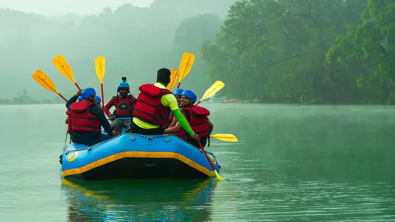 Water rafting on the Kali River